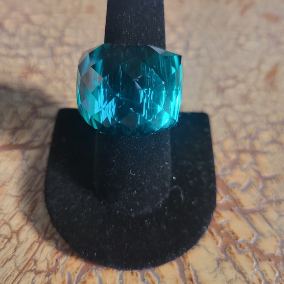 Swarovski 3 Ring Bundle - Picture 9 of 15